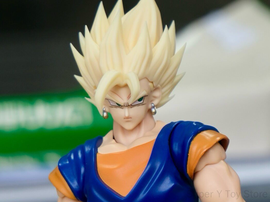 Nuova Figura di Vegito di Drag - Vintage Collectible Figurines recensione e prezzo